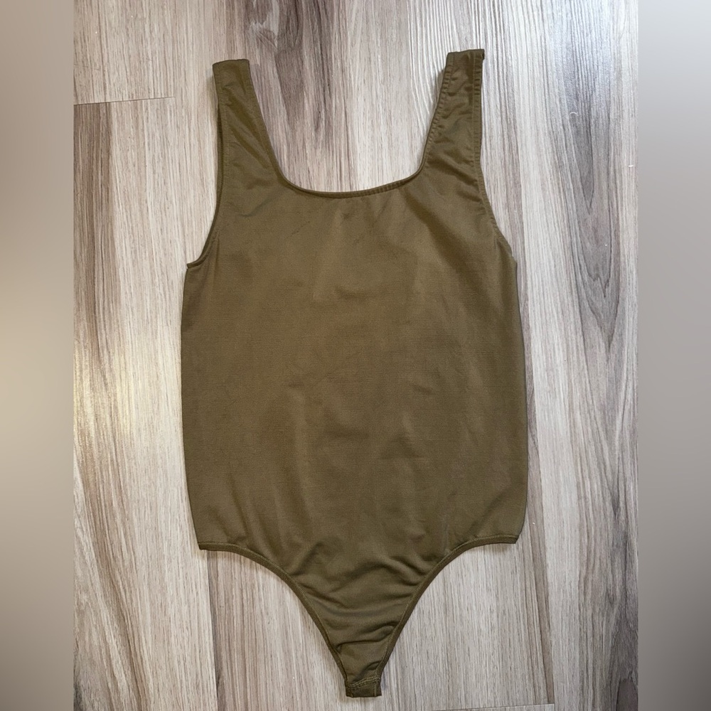 Skims Bodysuit